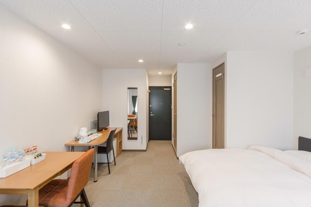 Shijo Omiya Guesthouse And Hotel Киото Экстерьер фото