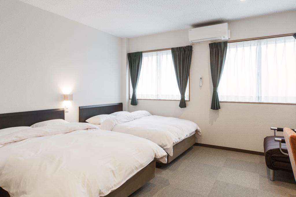 Shijo Omiya Guesthouse And Hotel Киото Экстерьер фото