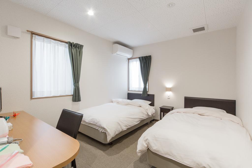 Shijo Omiya Guesthouse And Hotel Киото Экстерьер фото