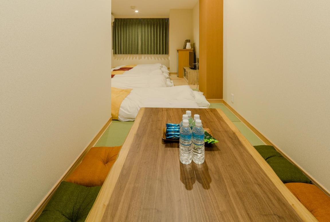 Shijo Omiya Guesthouse And Hotel Киото Экстерьер фото
