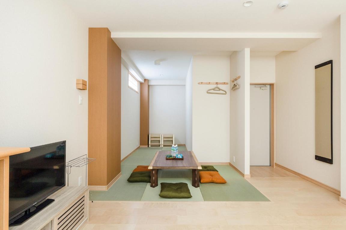 Shijo Omiya Guesthouse And Hotel Киото Экстерьер фото